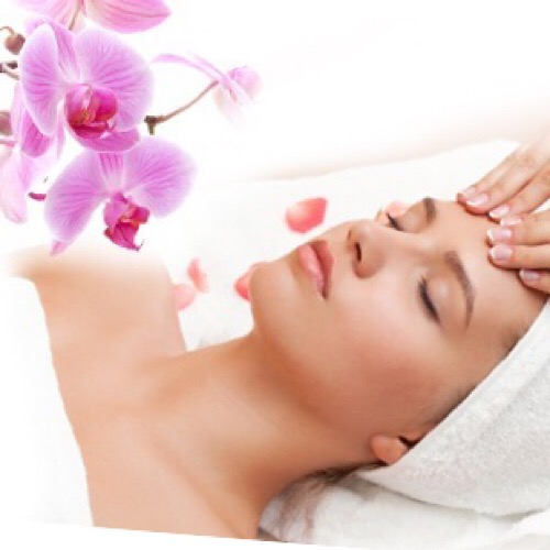 ROYAL NAILS & SPA - MASSAGE facial